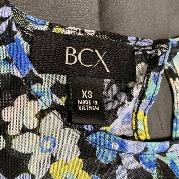 BCX Floral Sleeveless Tank - Picture 3 of 7